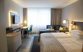 Holiday Dusseldorf - Neuss, An Ihg 4*